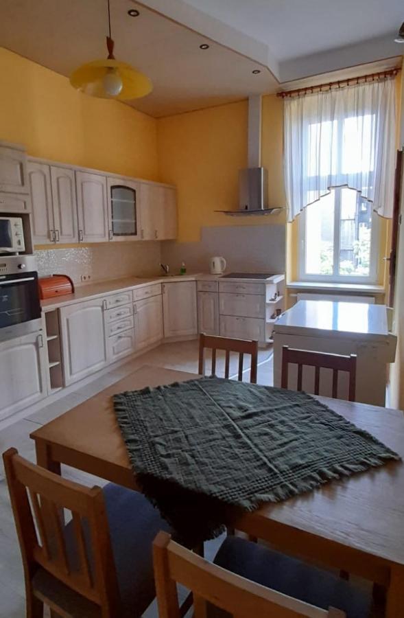 Apartament Kasztanowy Διαμέρισμα Γκλίβιτσε Εξωτερικό φωτογραφία